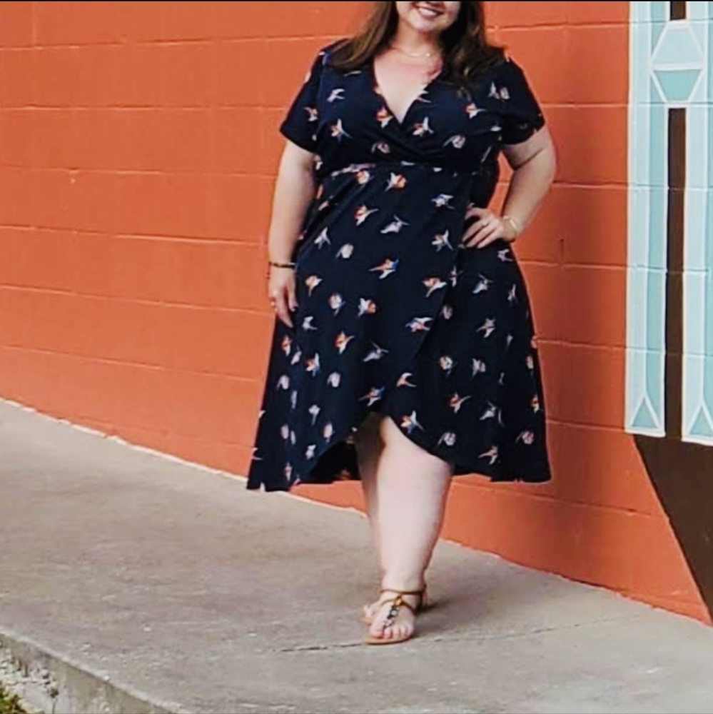 Madison Short Sleeve Navy Blue Floral Print Wrap Dress Plus Size 3X